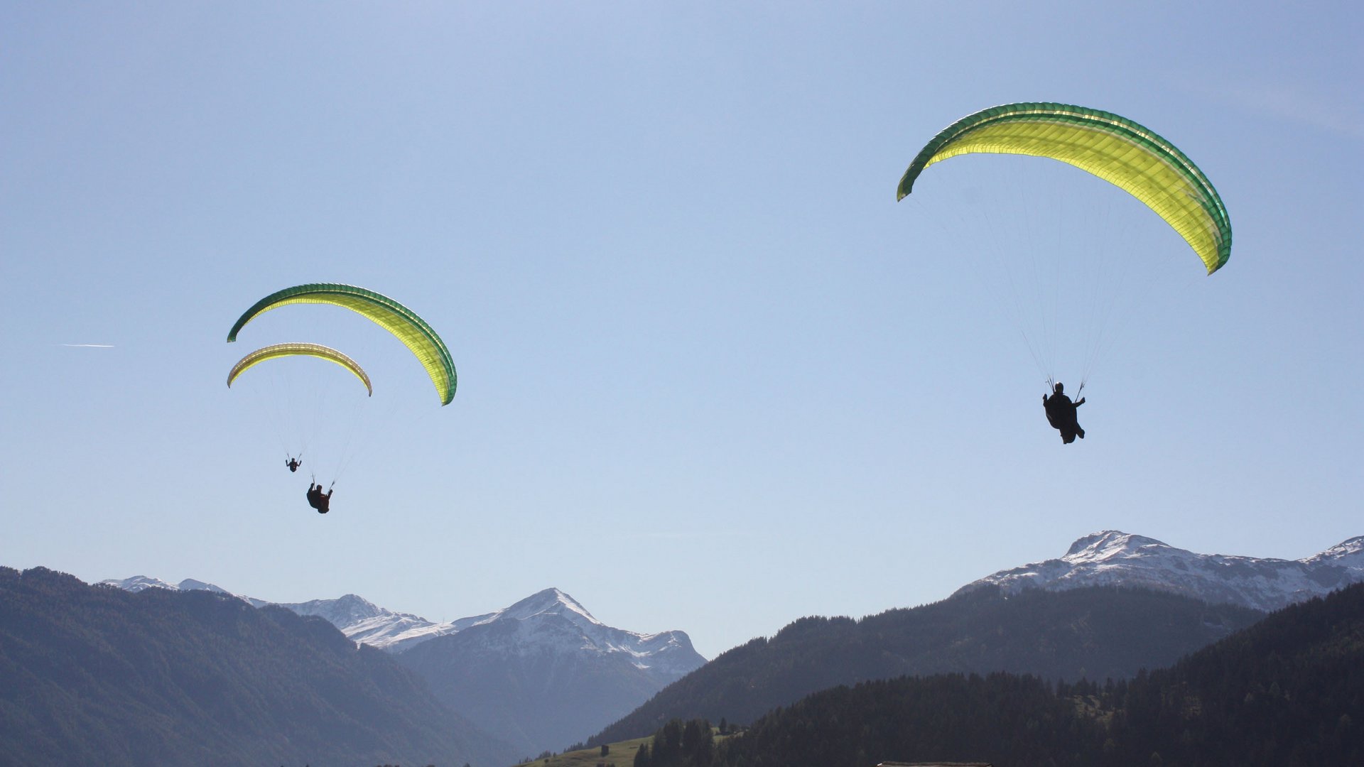 Paragliding and golf holidays in Tyrol