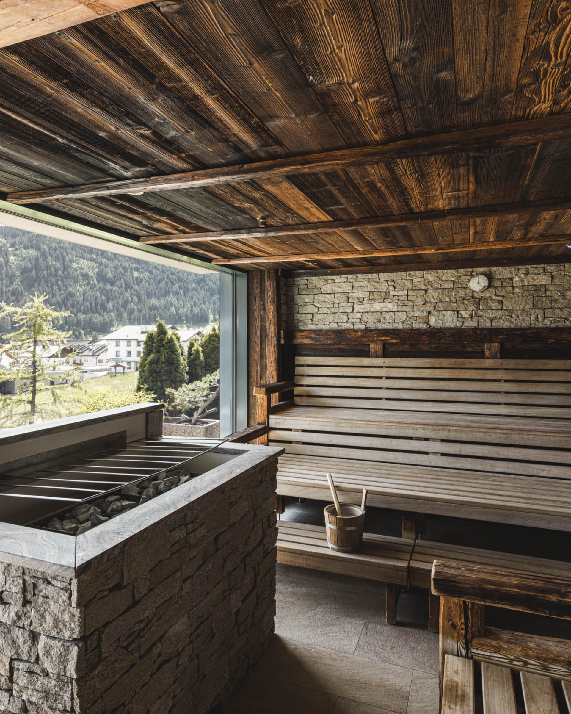 Gesundes Schwitzen in der Sauna in Serfaus